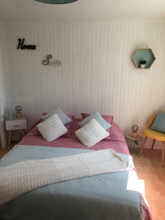 La Maison Des Pres Disney Paris Chambry 外观 照片